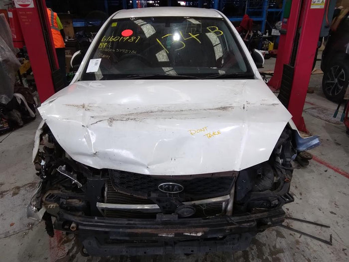 Used Kia Rio 2010 – image 1 - All Good Parts
