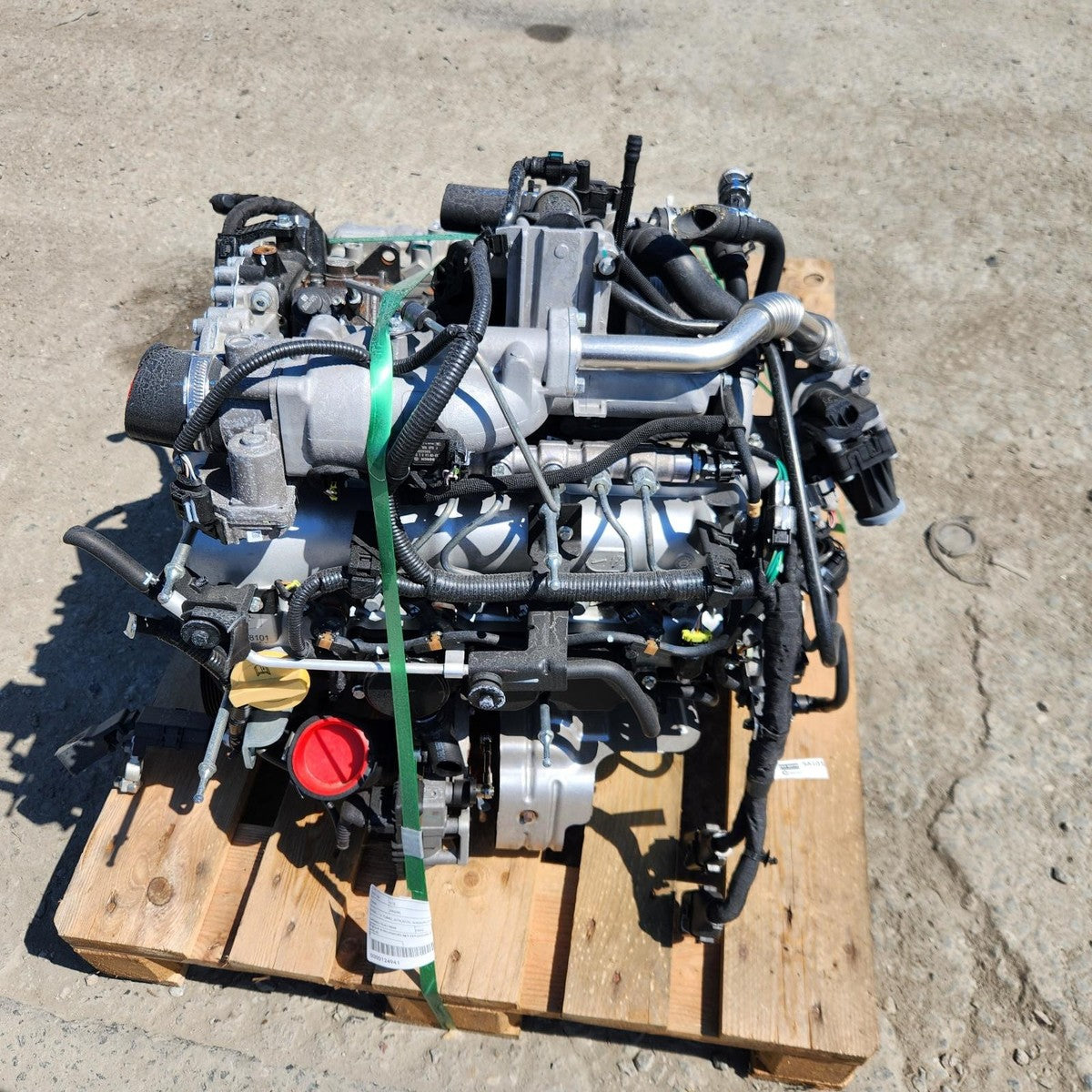 LDV, D90, PETROL 2.0 TURBO SV9A, 2024, ENGINE